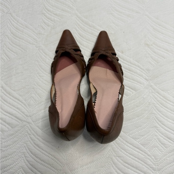 Tahari Women’s Brown Leather Pump Heels. Size 9 - Picture 5 of 10